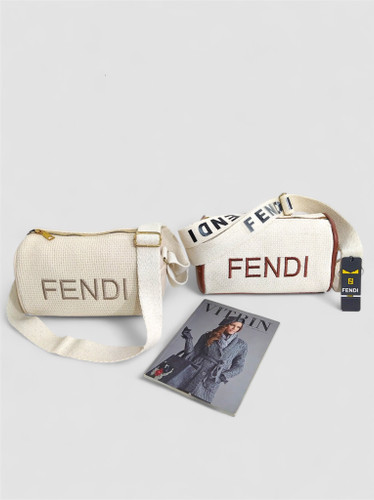 کیف دخترانه مارک فندی بند دوشی قابل تنظیم