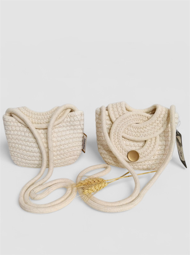 کیف کنفی بافت دخترانه رنگ شیری