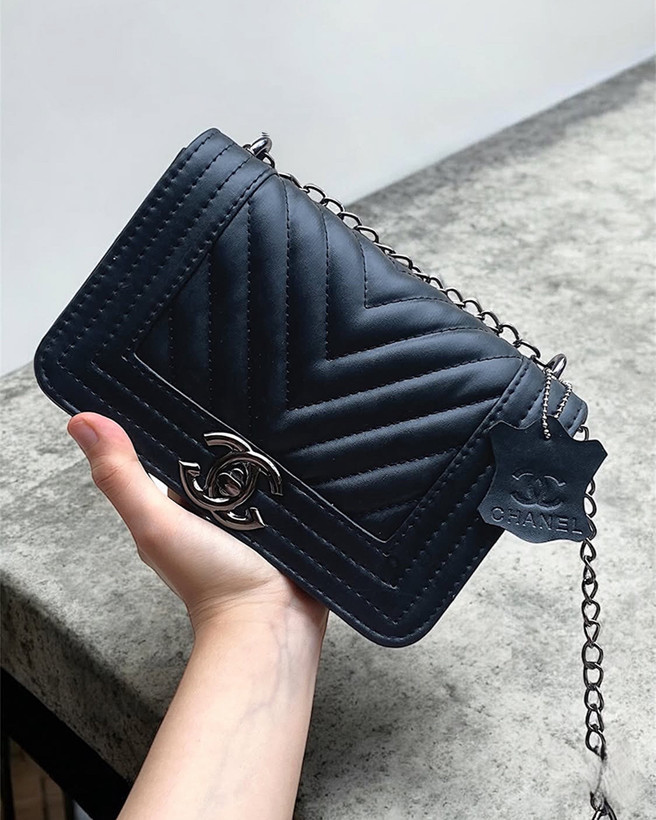 کیف چرم کلاسیک زنانه تمام دوخت chanel